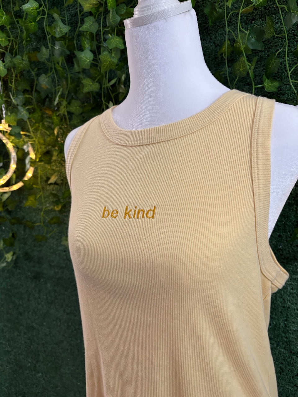 Be Kind Yellow Tank XL