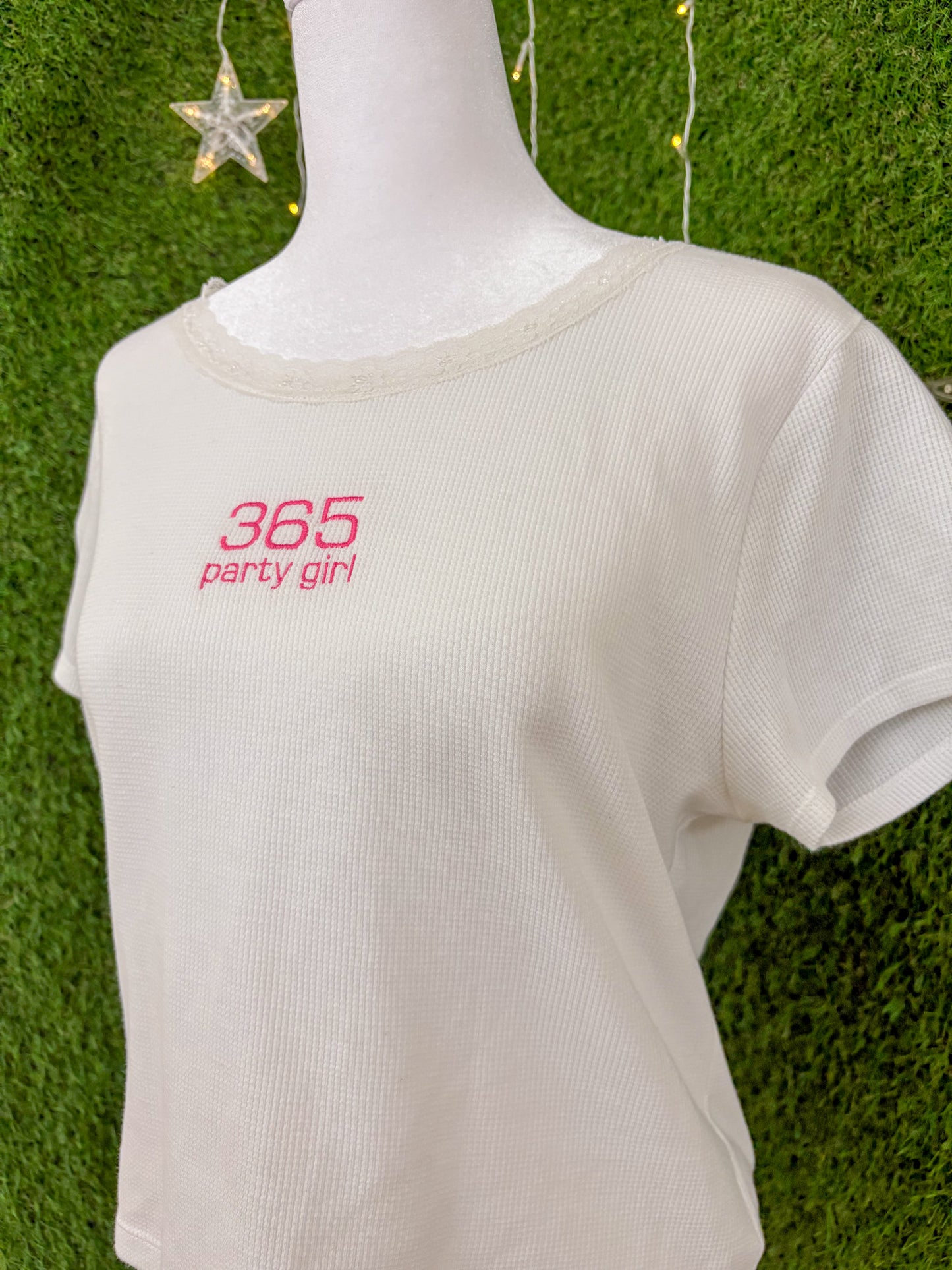 365 Party Girl White Crop Top XL