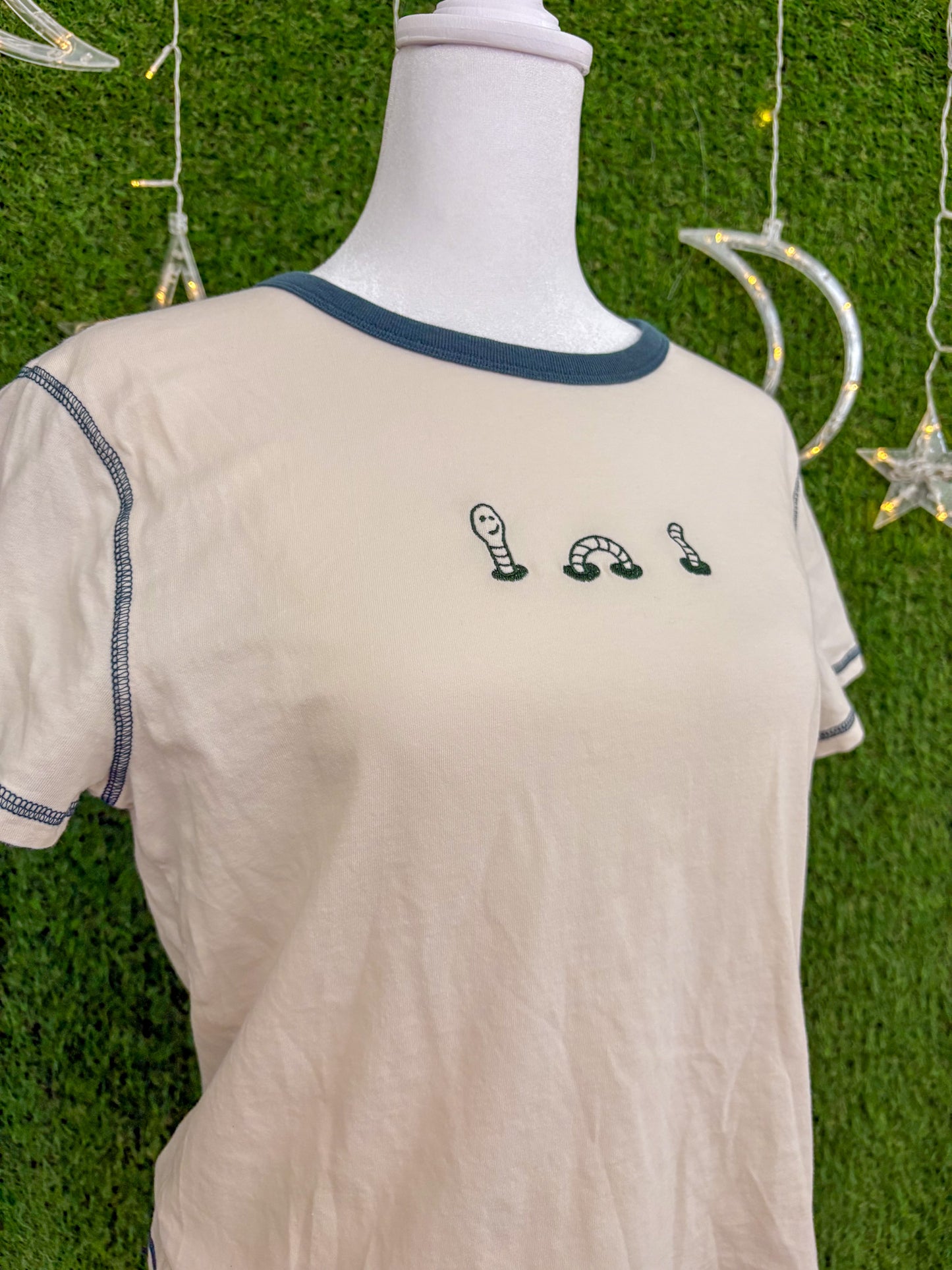 Wormy Off-White Cropped Tee S