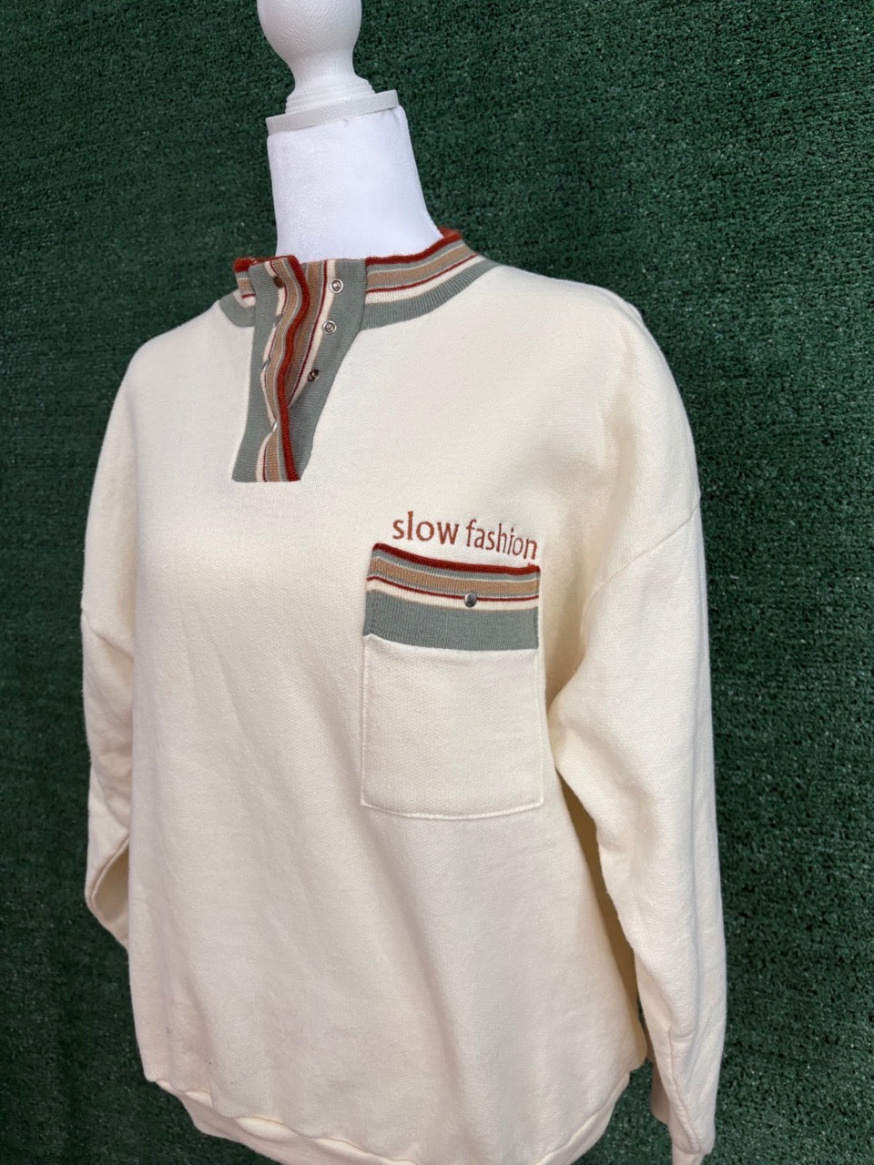 Slow Fashion Funky Button Up Crewneck L