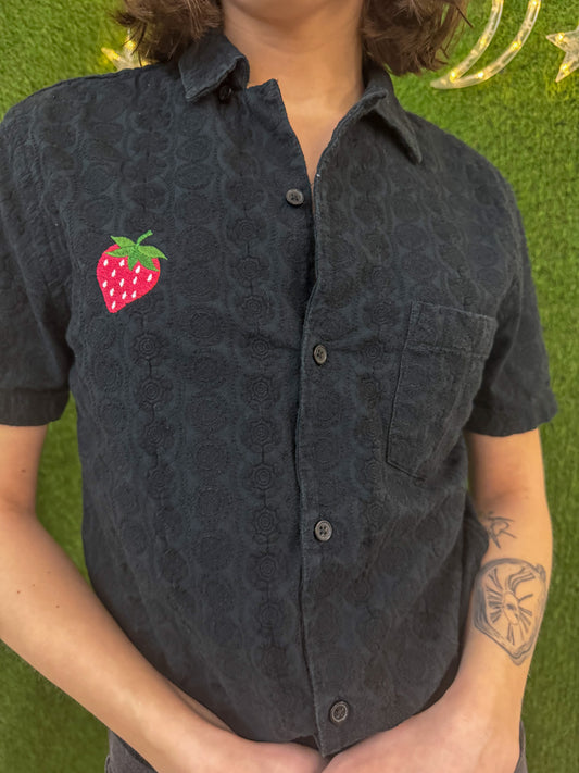 Strawberry Black Patterned Button-up XS