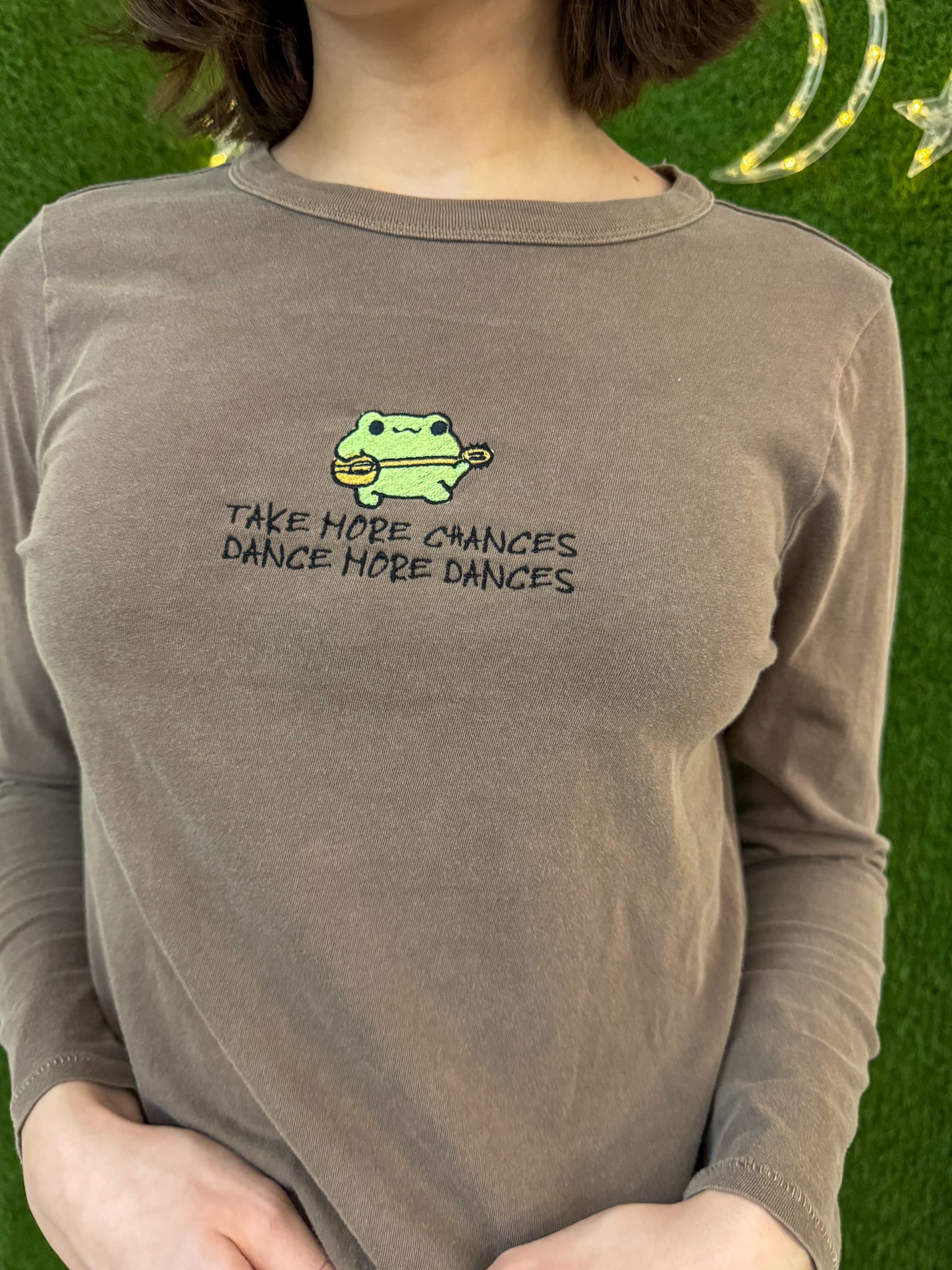 Dancing Frog Brown Long Sleeve XS