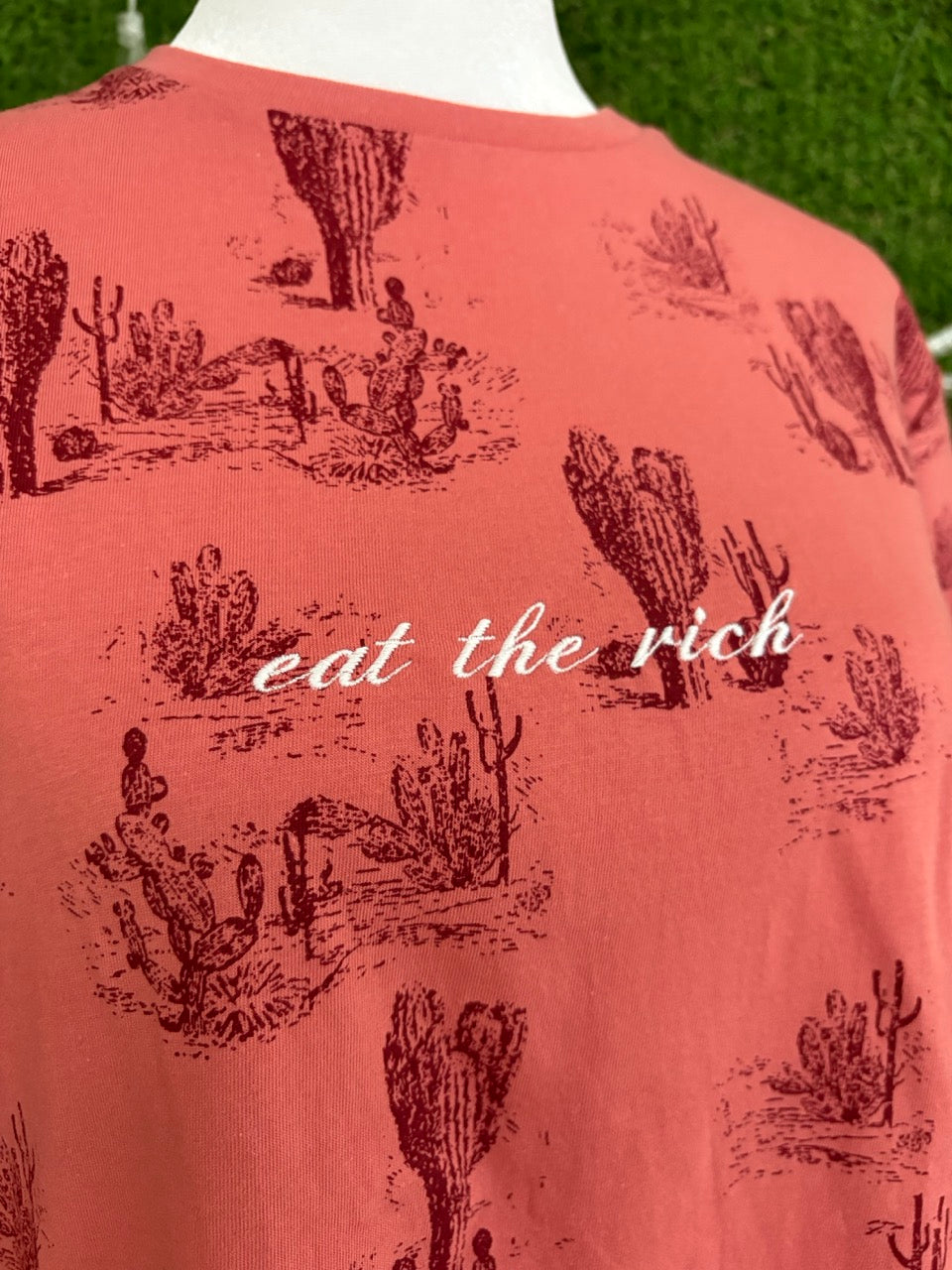 Eat the Rich Red T-Shirt M