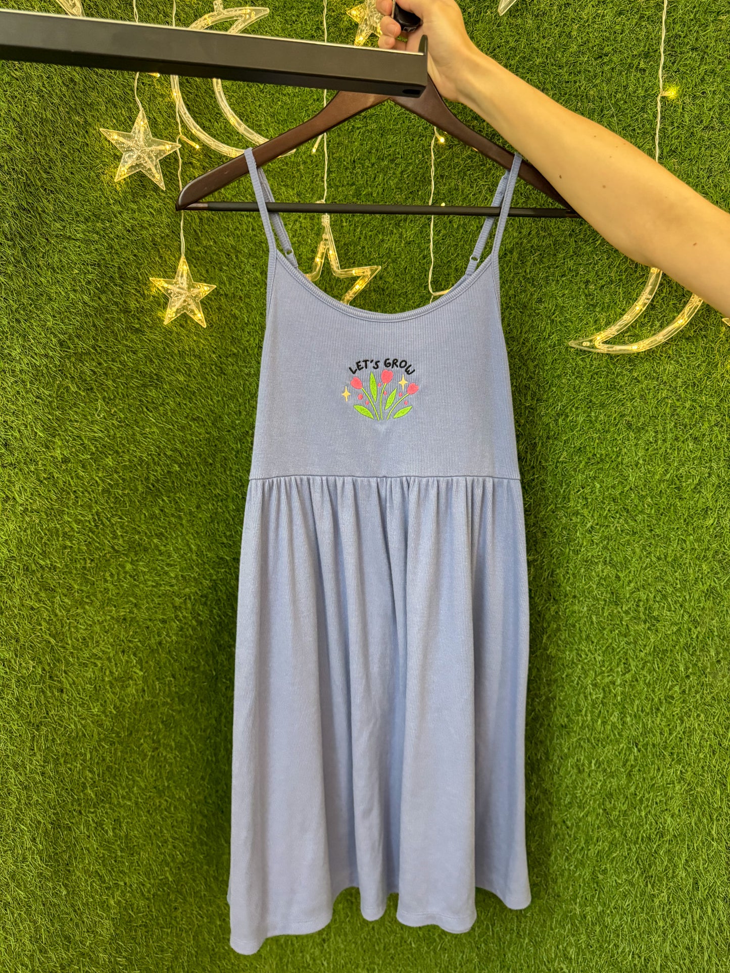 Let's Grow Periwinkle Dress with Pockets M