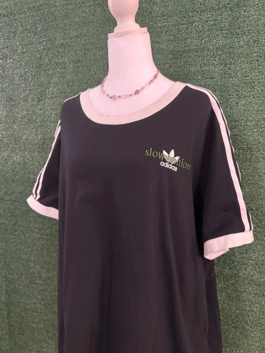 Slow Fashion Black Sporty Tee 4XL