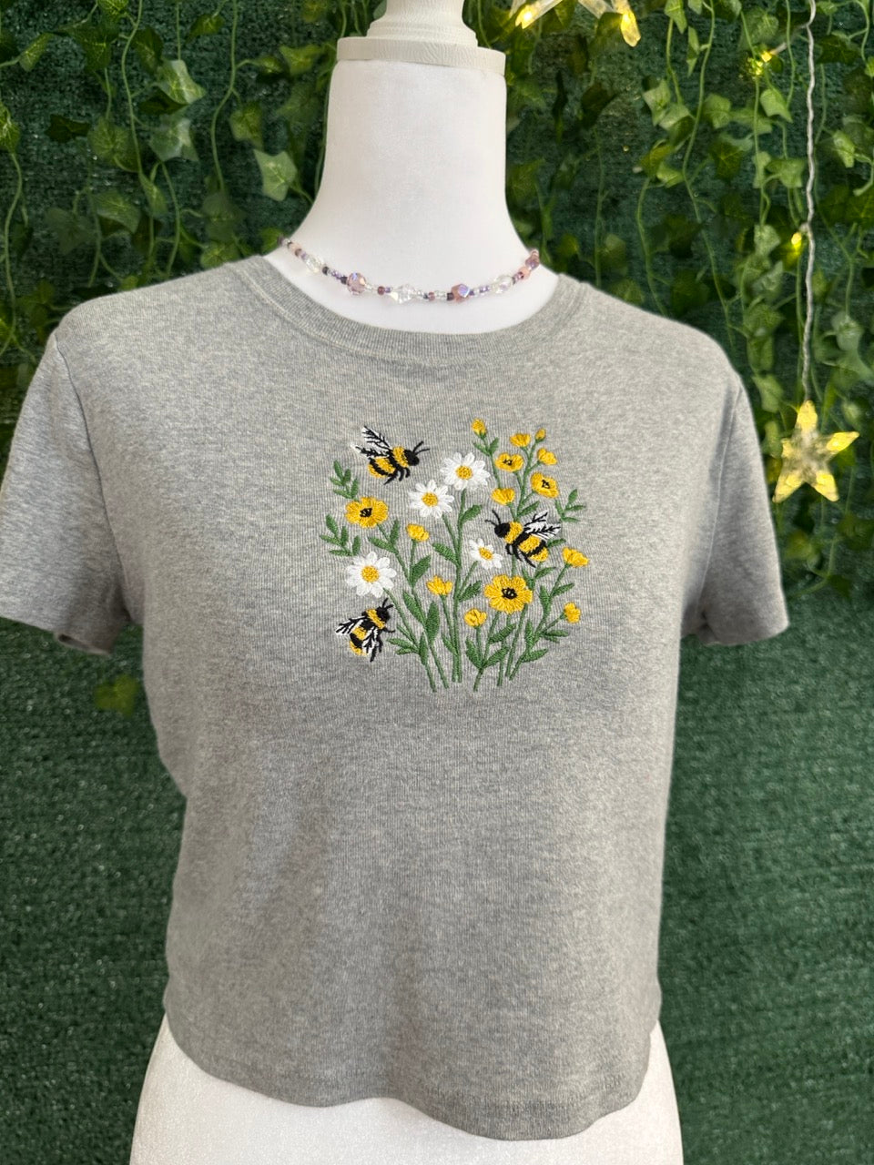 Bees & Flowers Grey Baby Tee M