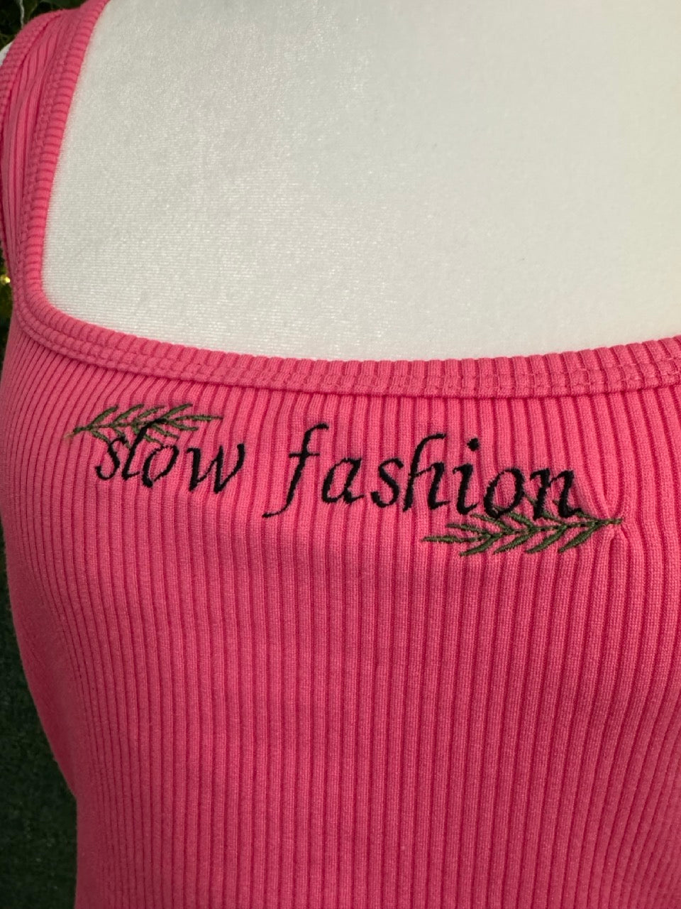 Slow Fashion Pink Ribbed Cropped Tank Top XL