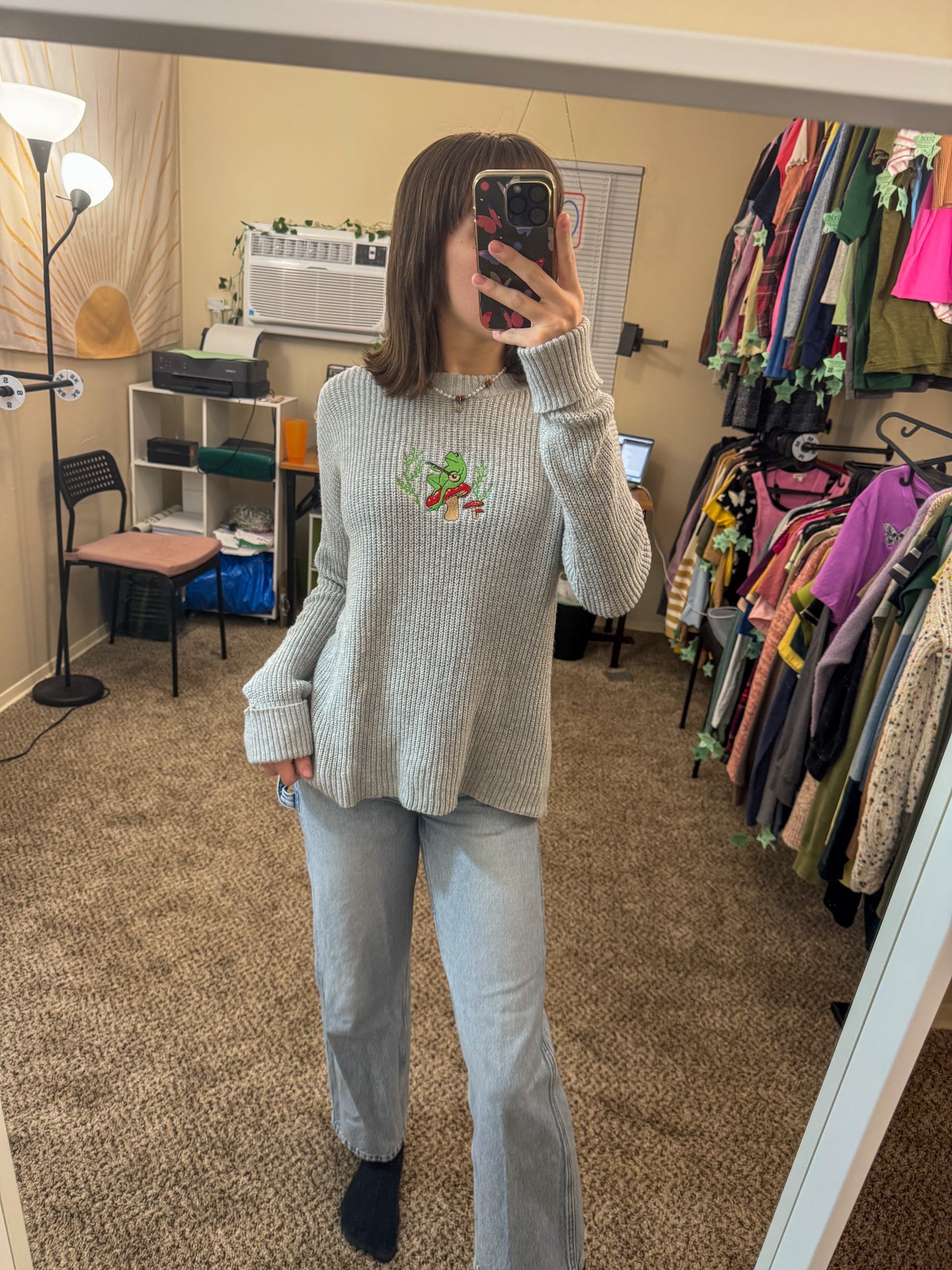 Banjo Frog Grey Sweater M