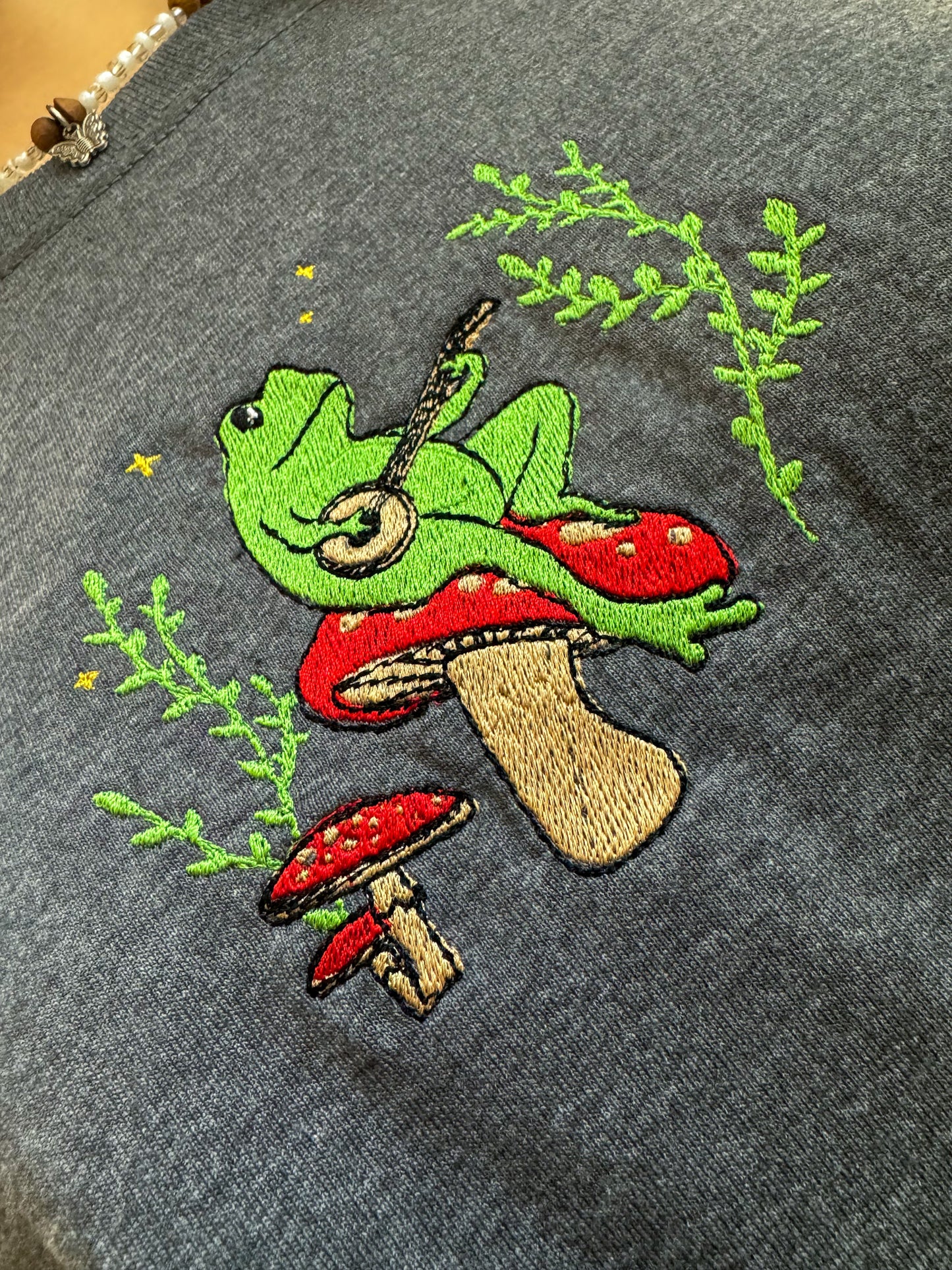 Banjo Frog Grey Long Sleeve XL