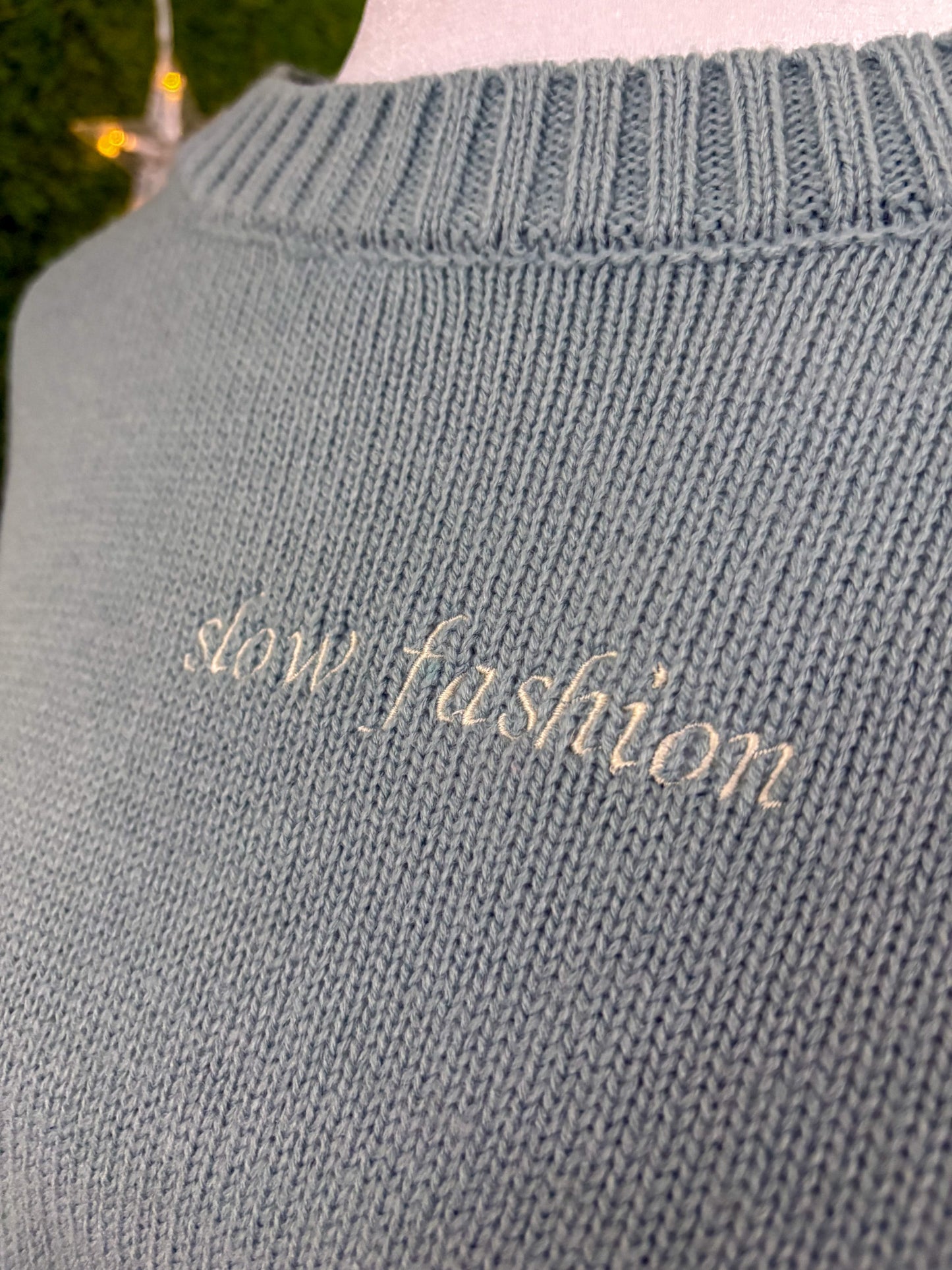 Slow Fashion Blue Knit Cropped Sweater M