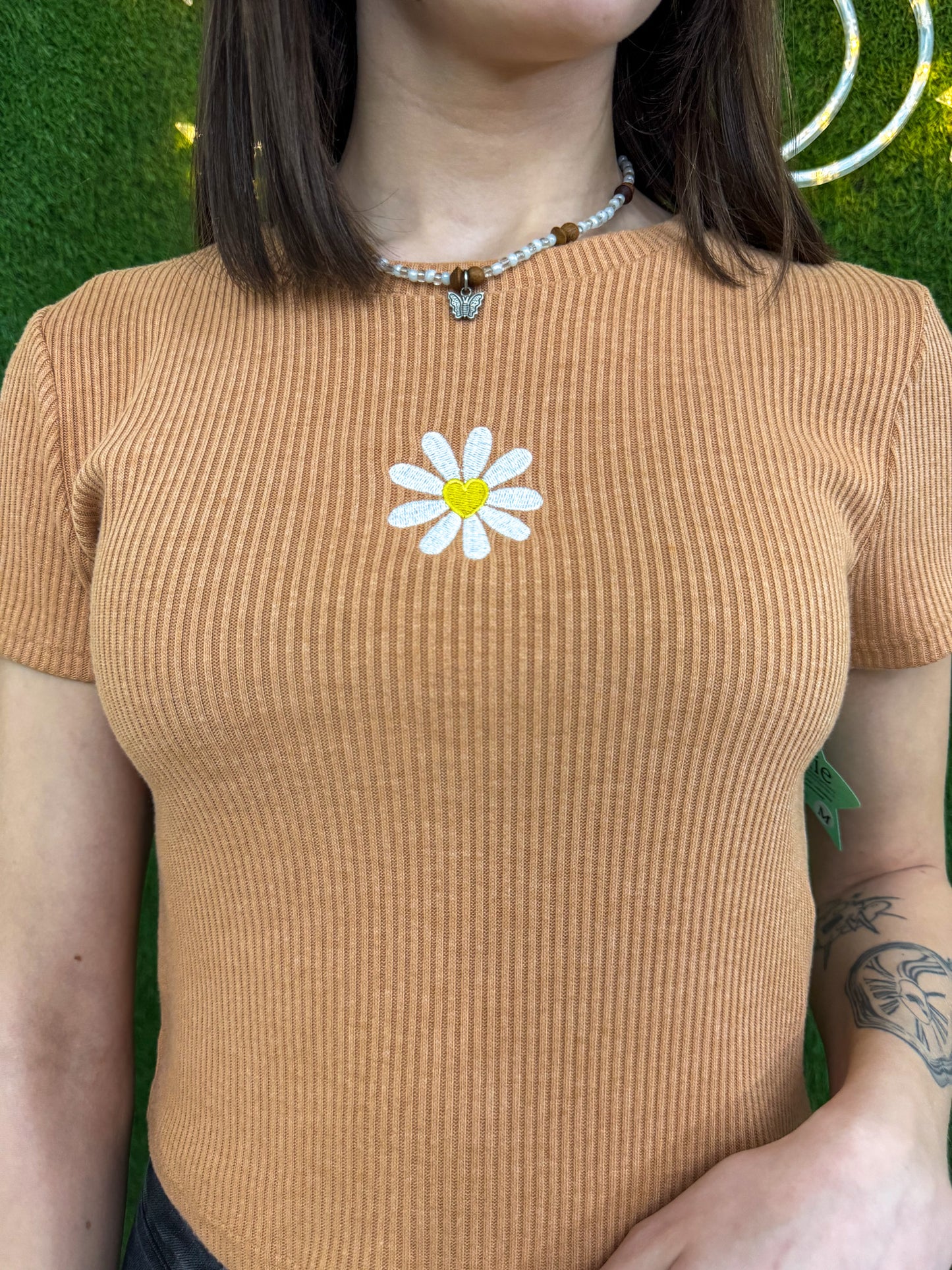 Daisy Ribbed Baby Tee M