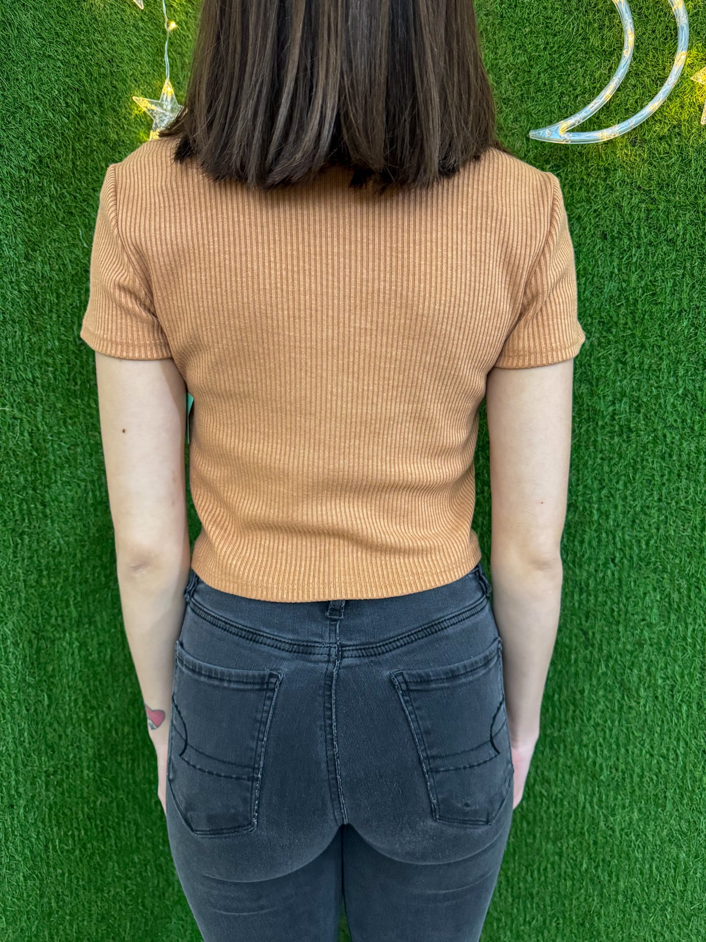 Daisy Ribbed Baby Tee M