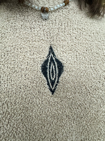 Vulva Tan Cropped Sweater L