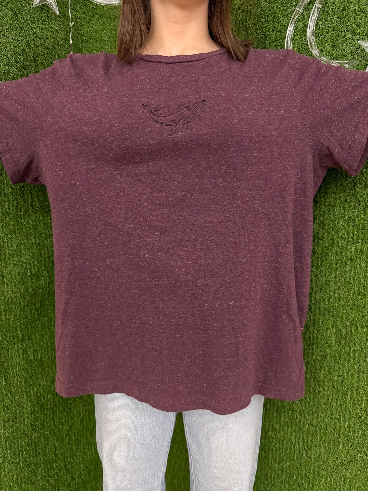 Whale Maroon Tee XL