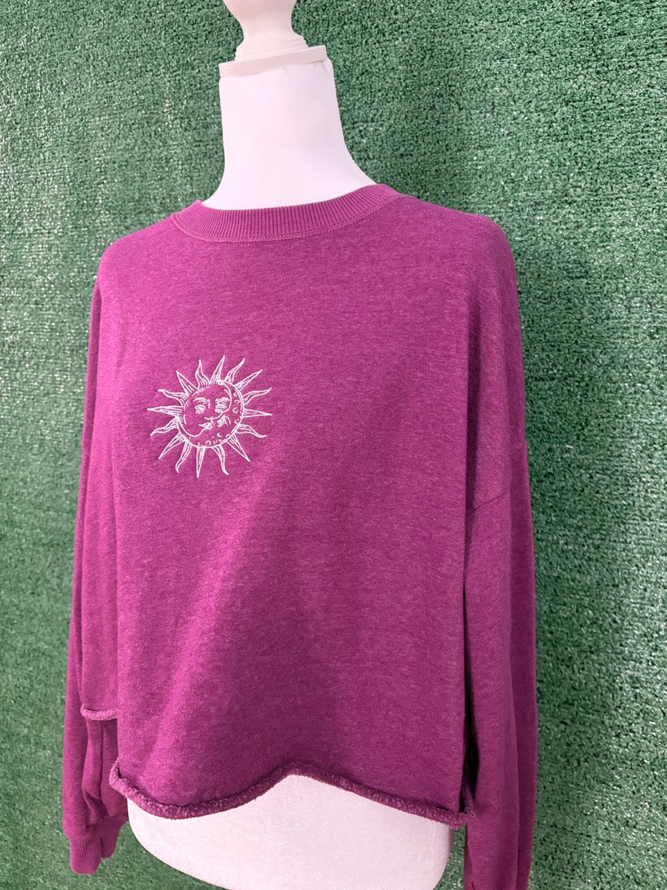 Sun & Moon Purple Cropped Crewneck Sweatshirt M