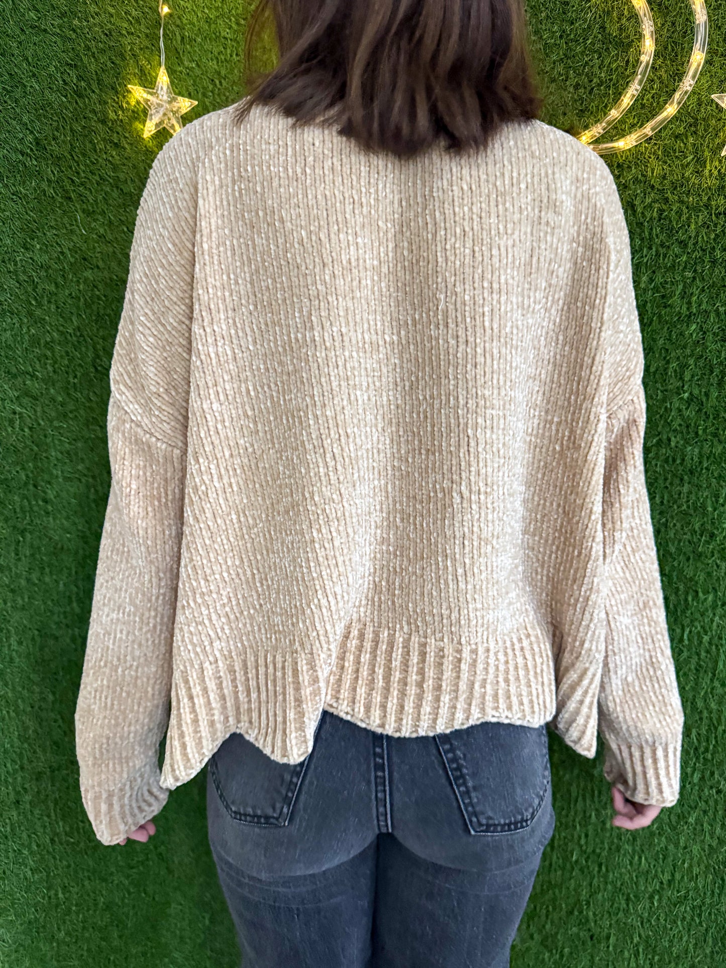 Human Rights Wavy Bottom Cropped Sweater M