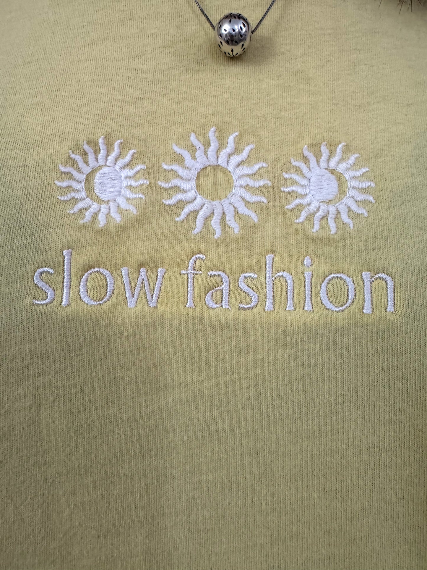 Slow Fashion Sun Cropped Yellow T-Shirt M