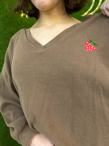 Strawberry V-neck Sweater XL