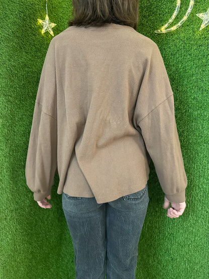 Strawberry V-neck Sweater XL