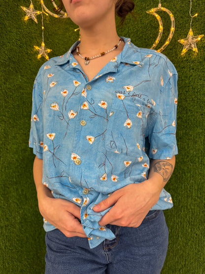 Silver Springs Blue Floral Button Up M