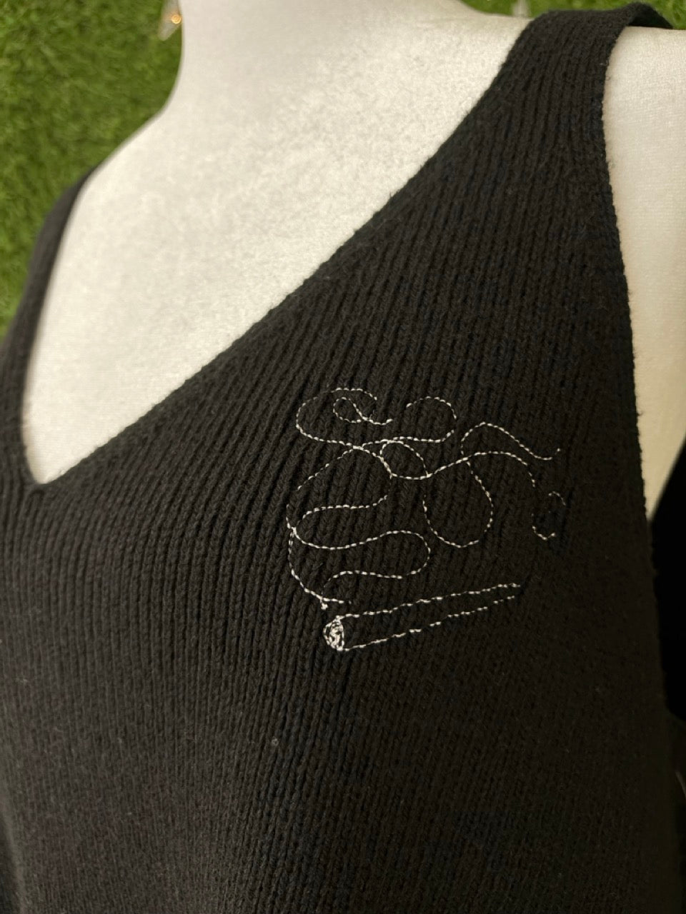 Joint Black Tank Top 3XL