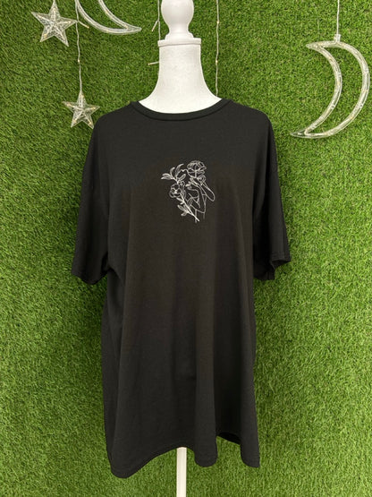 Floral Woman Black T-Shirt XL