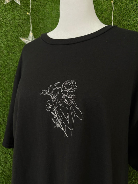 Floral Woman Black T-Shirt XL