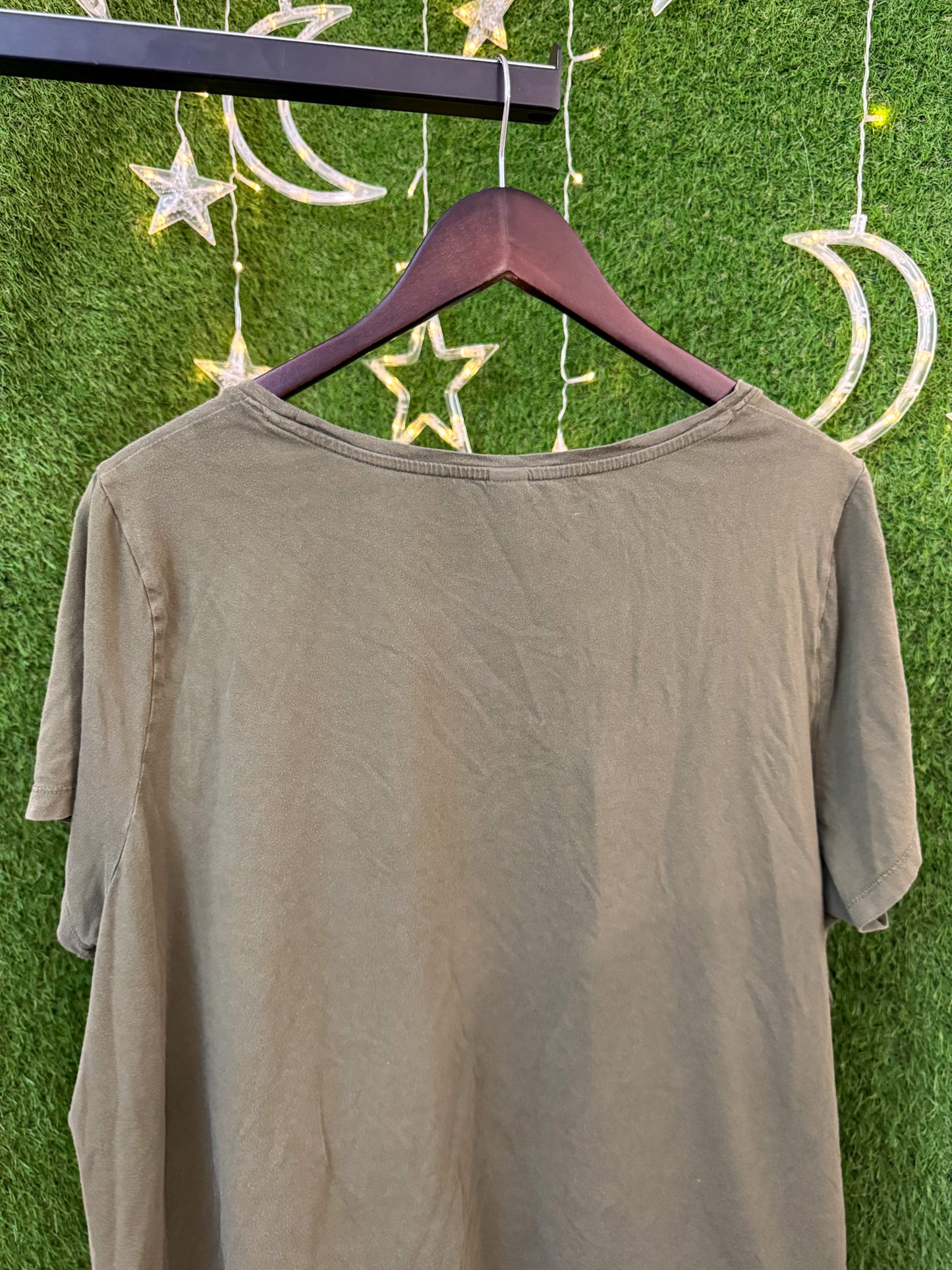 Mental Health Matters Frog Scoop Neck T-Shirt 2XL
