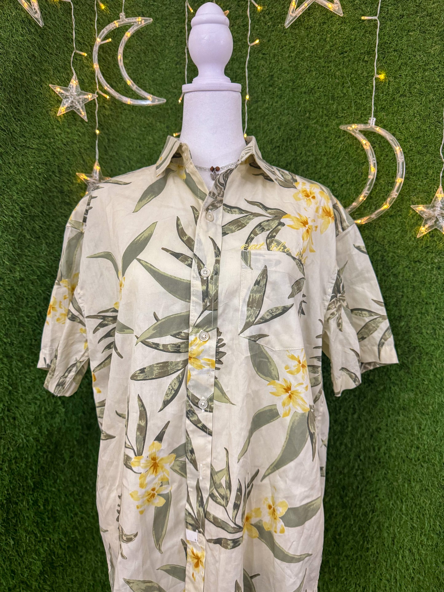 Eat The Rich Floral Button Up T-Shirt XS