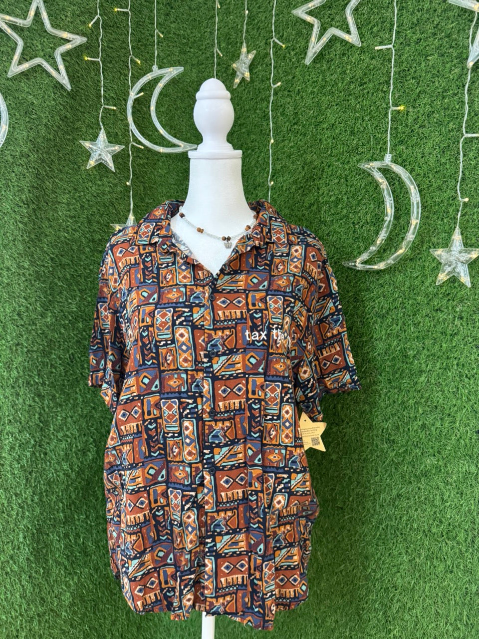 Tax The 1% Funky Button Up Tee M