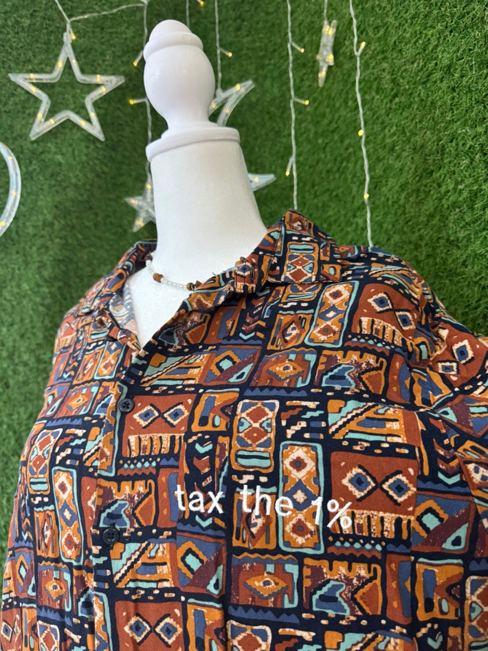 Tax The 1% Funky Button Up Tee M
